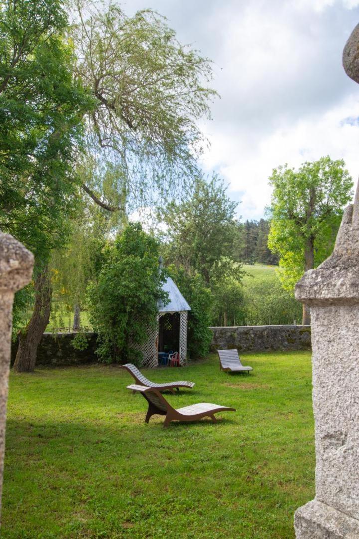 Gite De La Grange - Domaine De Coulagnettes Serverette Kültér fotó